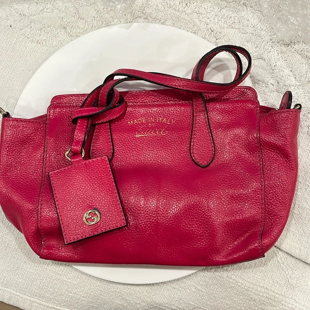 102. GUCCI MADE IN ITALY PINK CROSSBODY/SHOULDER PURSE BRAND NEW DETACHABLE - Picture 4 of 7